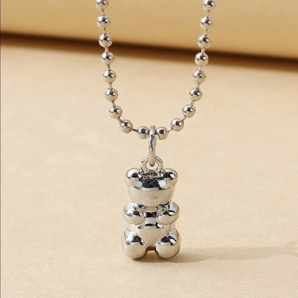 🧸 Style & Glamour Sparkling Silver Sugar Gummy Bear Pendant Necklace - NWT - Picture 3 of 6